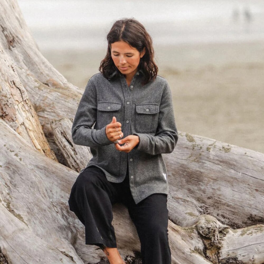 ANIÁN Women's Wool Berlino Shirt - Size M Slate